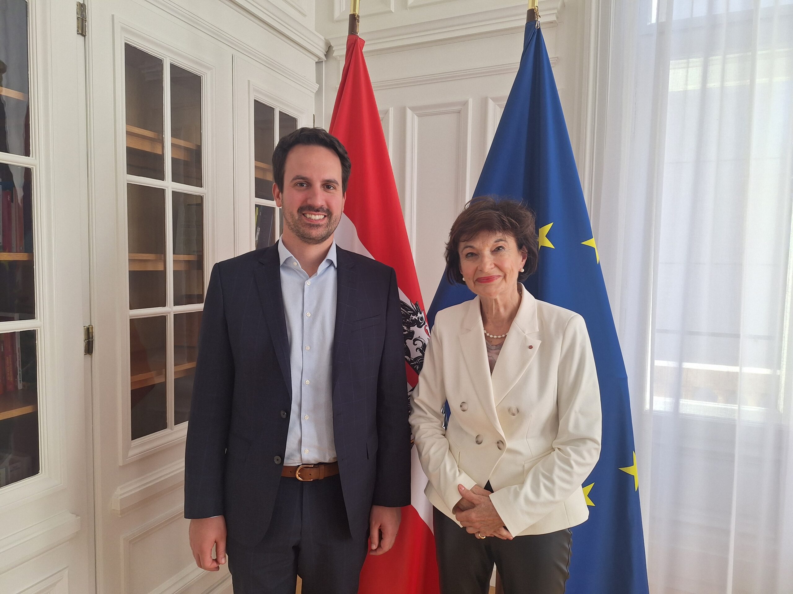 Illustration: Gespräch zur Kooperation mit Bundesminister Christoph Wiederkehr, MA, am 29.10.2025