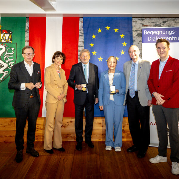 Verleihung der Friedensmedaille und EUROPAFEST auf der Europaburg Forchtenstein in Neumarkt ( ST) am 3.10.2025