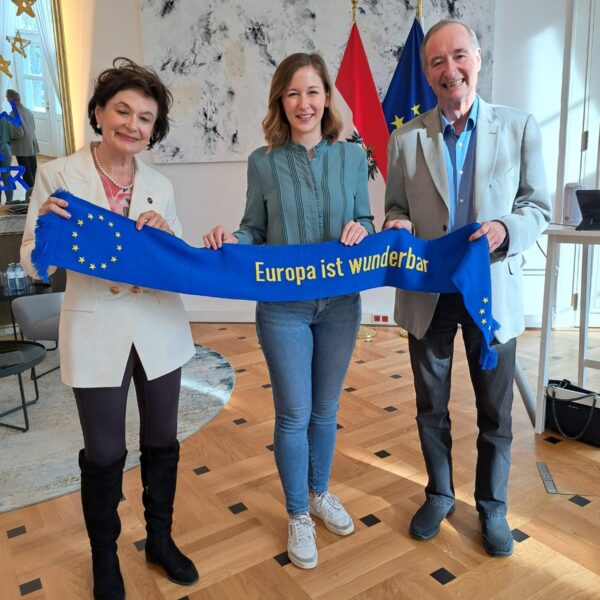 Happy European Moments: Besuch im BKA, Gedenkveranstaltung im Österreichischen Parlament, Paneuropa, Europetrain